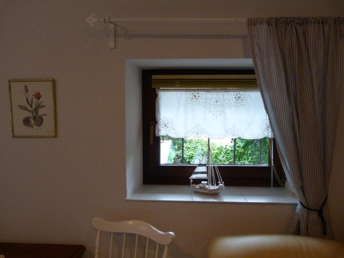 آدناو Gaestezimmer Am Huestert المظهر الخارجي الصورة