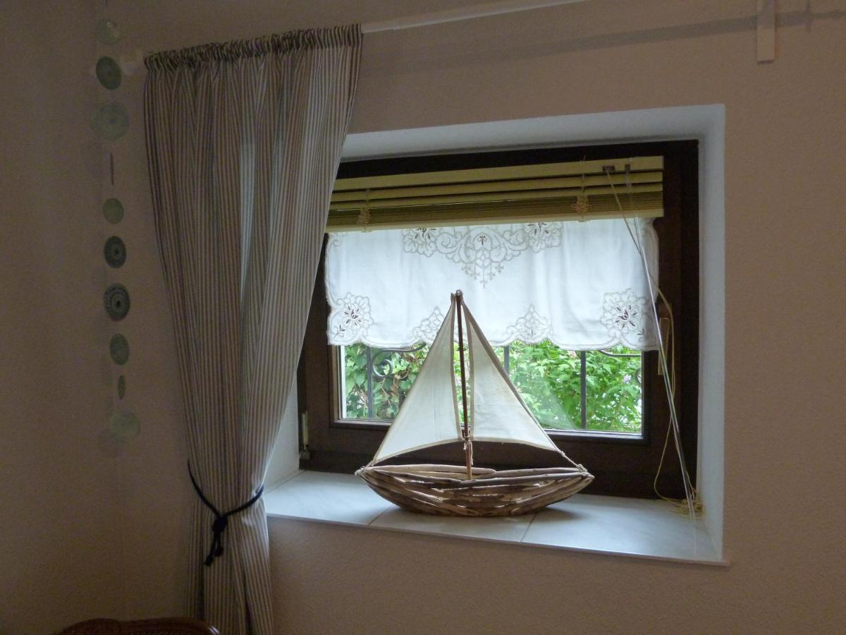 آدناو Gaestezimmer Am Huestert المظهر الخارجي الصورة